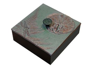 Picture of Frog Pond Box